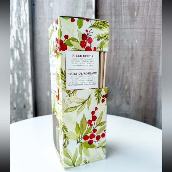 Greenleaf Merry Memories Reed Diffuser - Picture 4 of 5